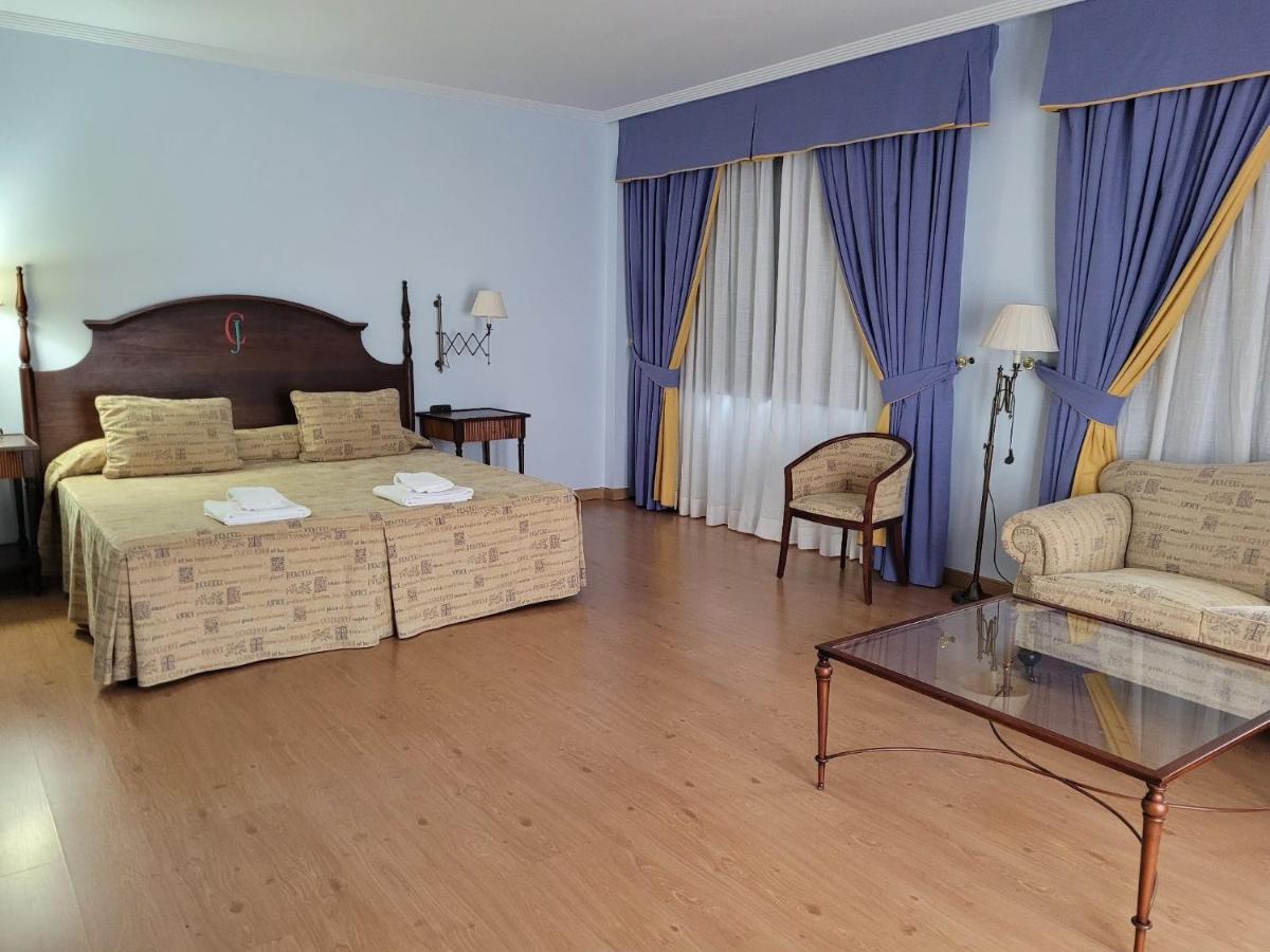 Hospedium Hotel Dona Mafalda De Castilla Plasencia Exteriér fotografie