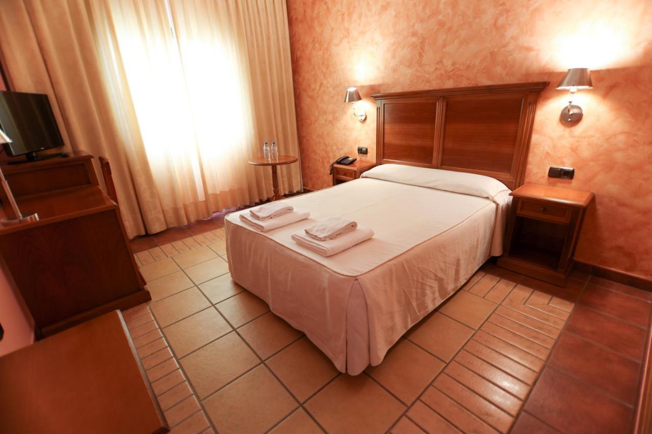 Hospedium Hotel Dona Mafalda De Castilla Plasencia Exteriér fotografie